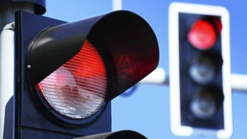 Why LEDs Should Be Used in Traffic Signals?